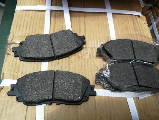 04465-33480 フロントブレーキディスクパッド トヨタ・キャムリー 2018 自動車のフィットメントとスムーズブレーキ