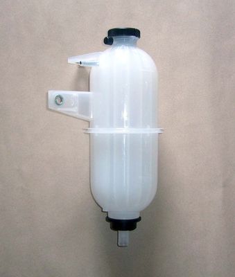 16470-0L010 OEM ディーゼル用ヒラックス MK6 ビゴ 2006年用ラジエーター溢出タンク