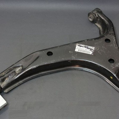 制御腕 54500-WL000 54501-WL000 ニッサン・エルグランド 2000-2010 スーパーパフォーマンス