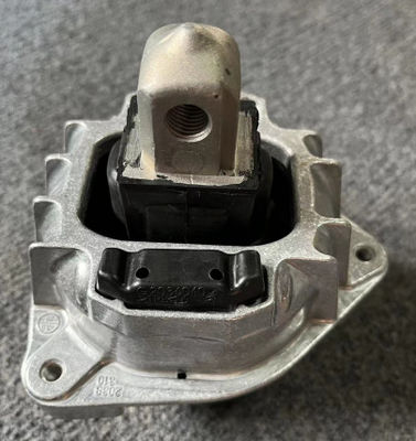 22116775906 BMW エンジンマウント 2009-2012 BMW 750LI F01 F02 F07 F10 F11 4.4L