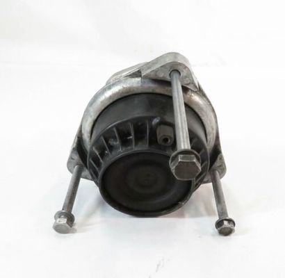 22116775906 BMW エンジンマウント 2009-2012 BMW 750LI F01 F02 F07 F10 F11 4.4L